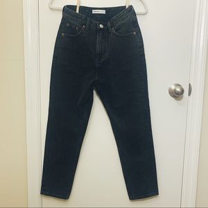 Black heavy straight jeans! Straight size27! New!